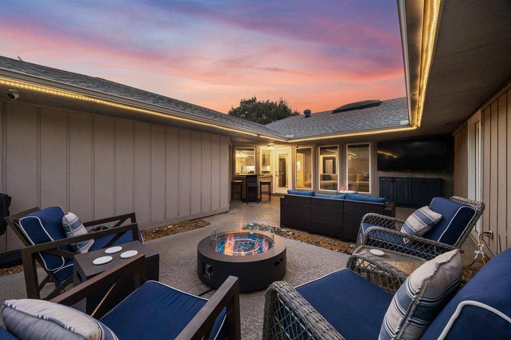 1904 Ports O Call Drive, Plano, TX 75075 1904 Ports O Call Drive, Plano, TX 75075