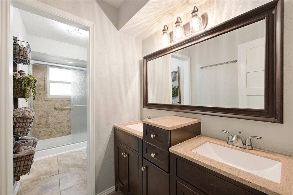 1904 Ports O Call Drive, Plano, TX 75075 1904 Ports O Call Drive, Plano, TX 75075