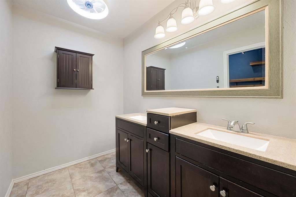 1904 Ports O Call Drive, Plano, TX 75075 1904 Ports O Call Drive, Plano, TX 75075