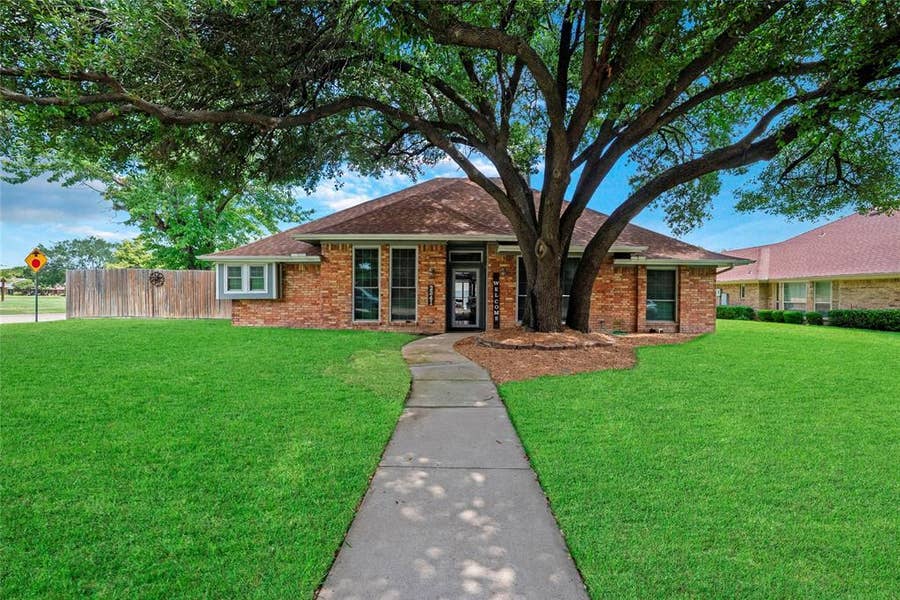 Property photo for 2341 Tamarisk Lane, Plano, TX
