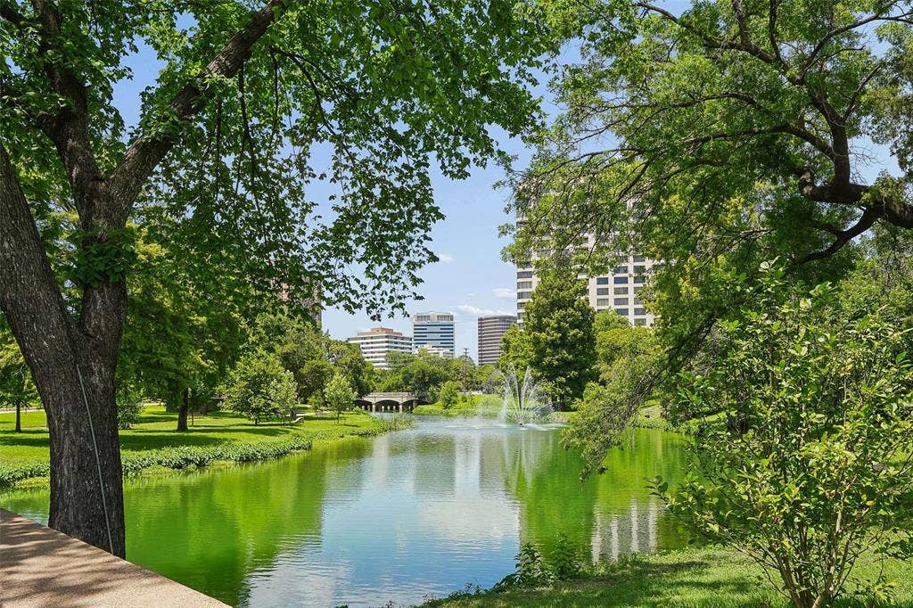 2611 Colby Street, Dallas, TX 75204 2611 Colby Street, Dallas, TX 75204
