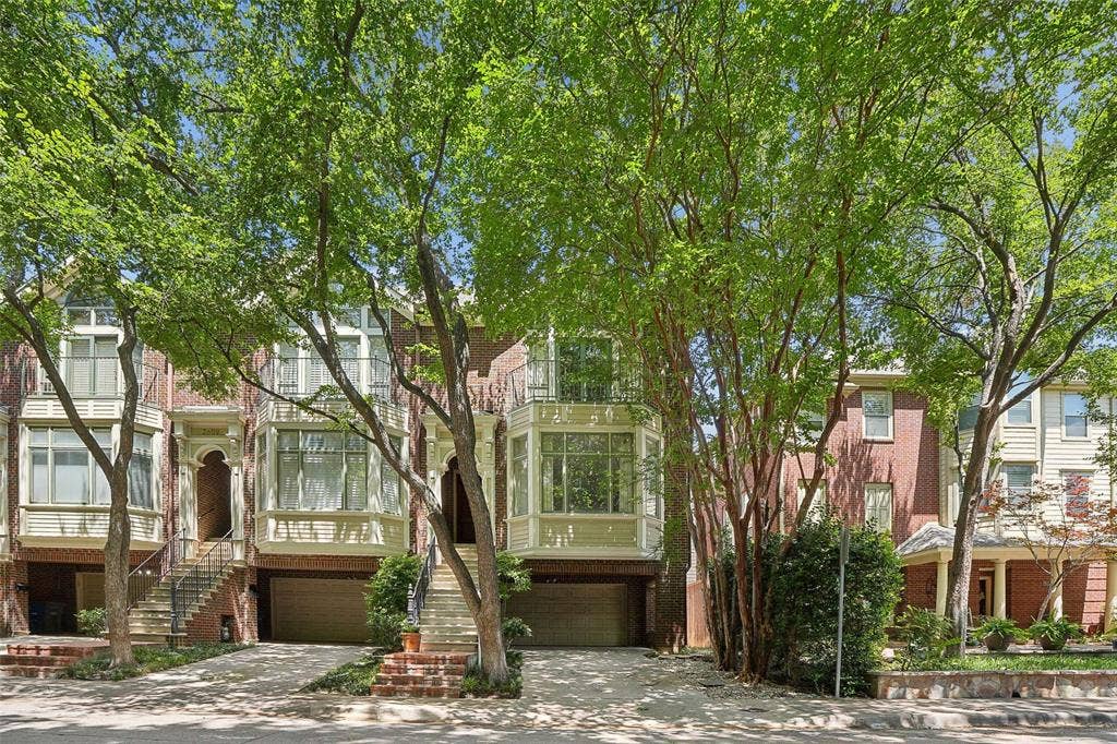 2611 Colby Street, Dallas, TX 75204 2611 Colby Street, Dallas, TX 75204