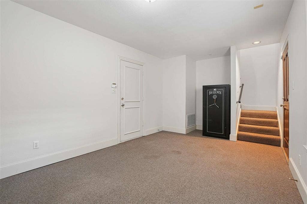 2611 Colby Street, Dallas, TX 75204 2611 Colby Street, Dallas, TX 75204