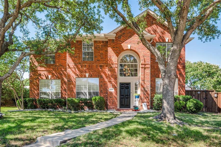 Property photo for 1531 Winding Trail Drive, Allen, TX