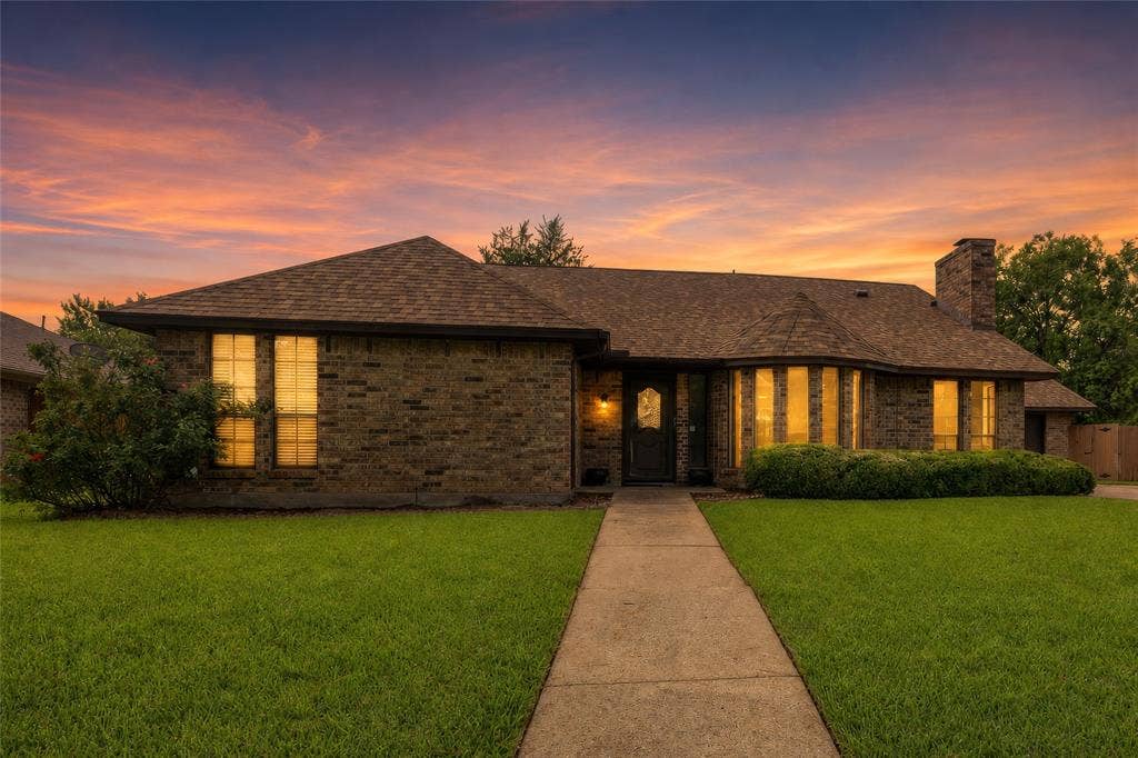 1211 Brookfield Lane, Mansfield, TX 76063 1211 Brookfield Lane, Mansfield, TX 76063