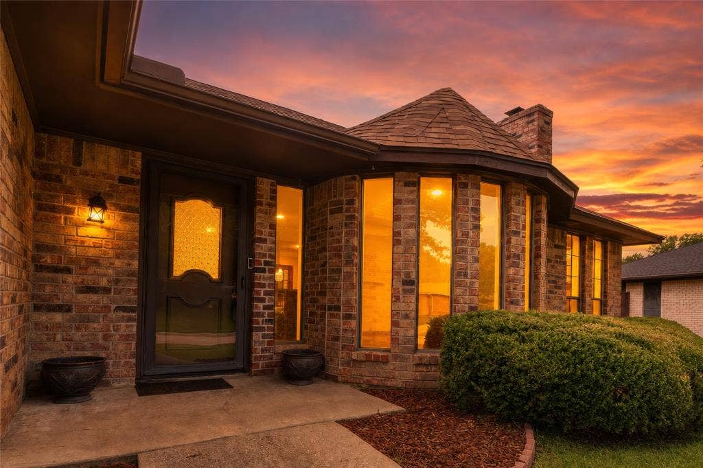 1211 Brookfield Lane, Mansfield, TX 76063 1211 Brookfield Lane, Mansfield, TX 76063