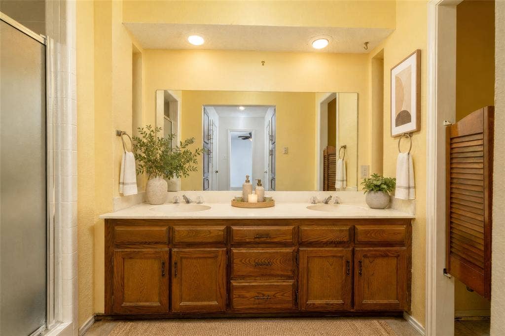 1211 Brookfield Lane, Mansfield, TX 76063 1211 Brookfield Lane, Mansfield, TX 76063