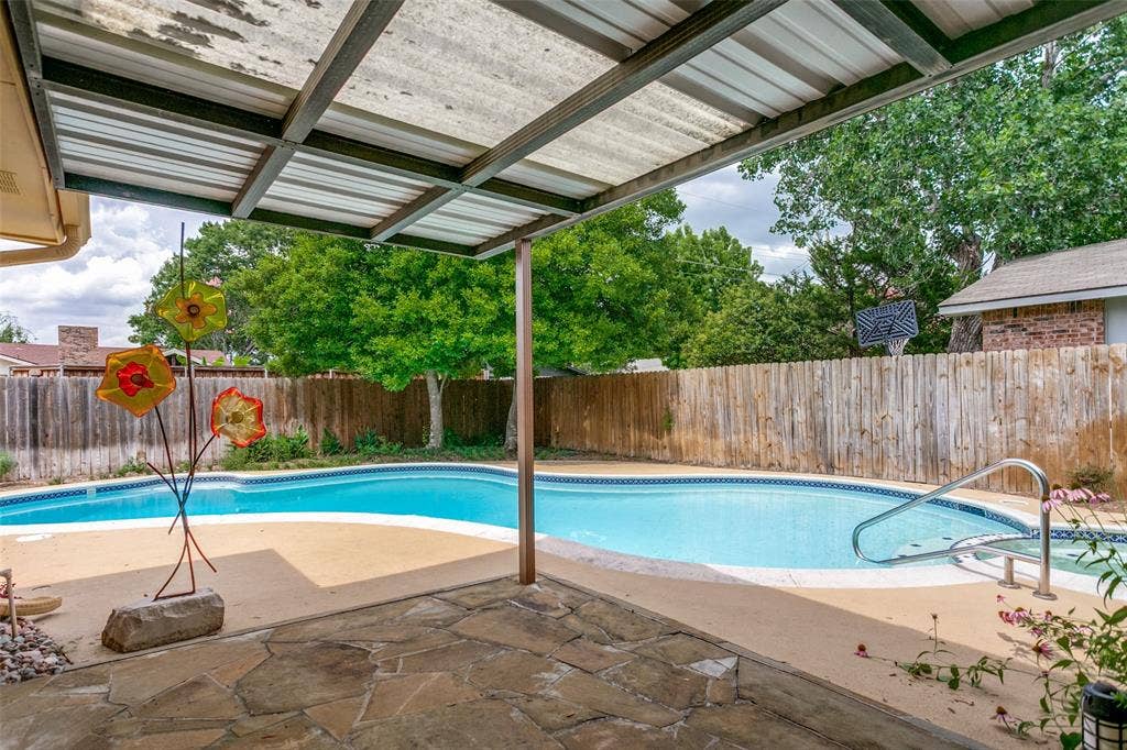 1401 Windy Meadow Drive, Plano, TX 75023 1401 Windy Meadow Drive, Plano, TX 75023