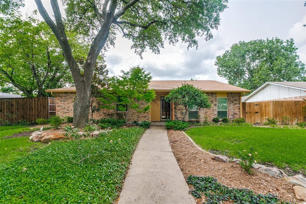 1401 Windy Meadow Drive, Plano, TX 75023 1401 Windy Meadow Drive, Plano, TX 75023