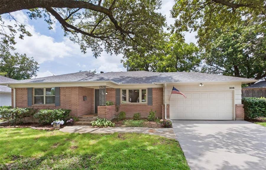 Property photo for 306 S Lois Lane, Richardson, TX
