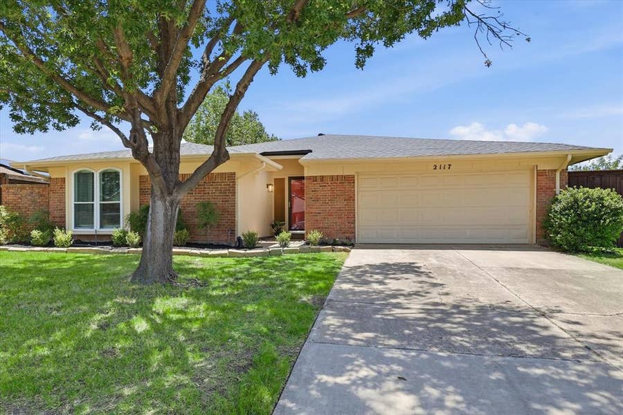 Property photo for 2117 Via Estrada, Carrollton, TX