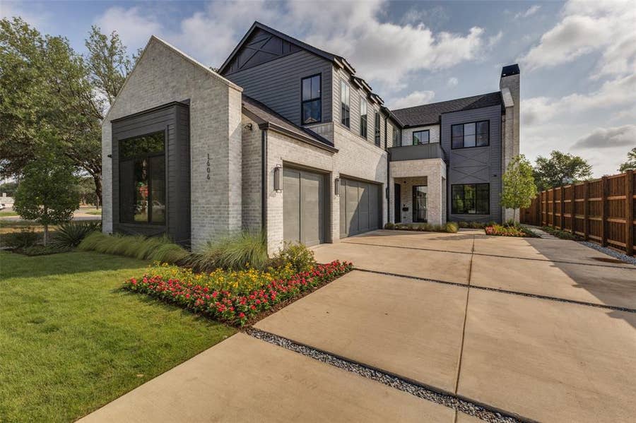 Property photo for 1606 Old Gate Lane, Dallas, TX