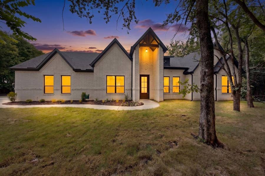 Property photo for 17808 County Road 656, Farmersville, TX