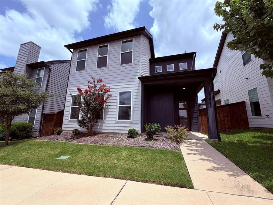 Property photo for 2232 Scenic Bluff Drive, Fort Worth, TX