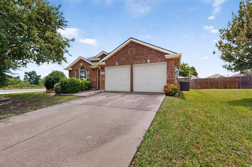 101 Wandering Drive, Forney, TX 75126 101 Wandering Drive, Forney, TX 75126