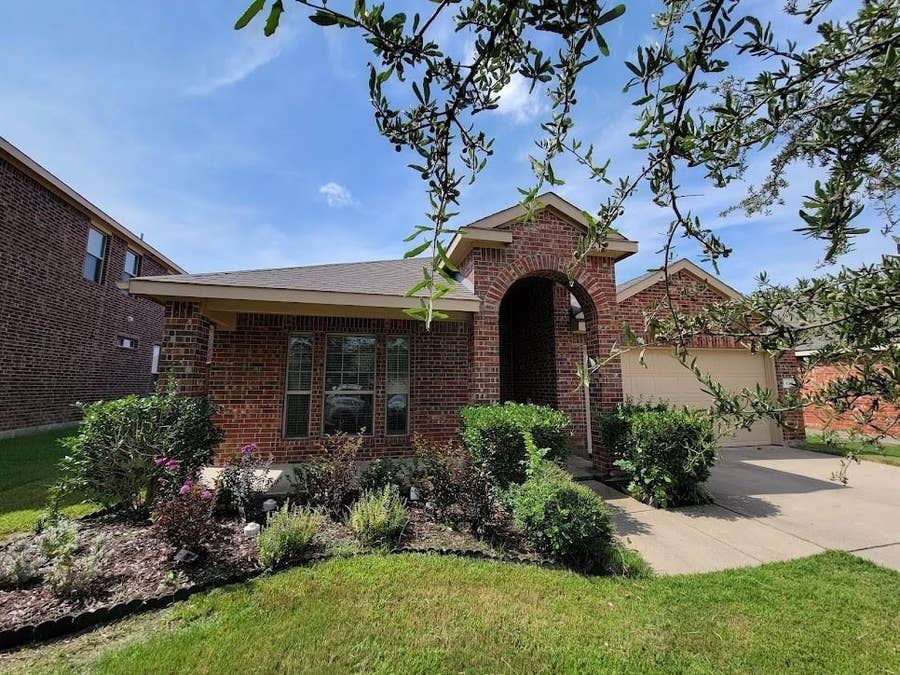 Property photo for 130 Meadow Crest Drive, Princeton, TX