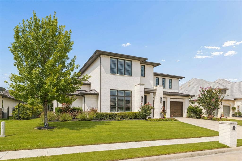 8605 Colina Terrace, Benbrook, TX 76126 Green grass compliments the modern architectural design