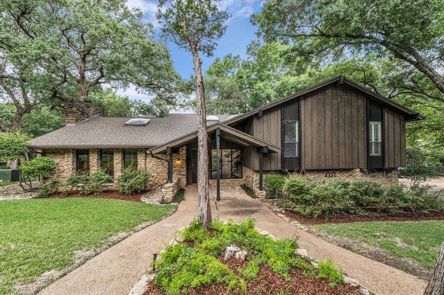 Property photo for 4712 Glenwood Circle, Waco, TX