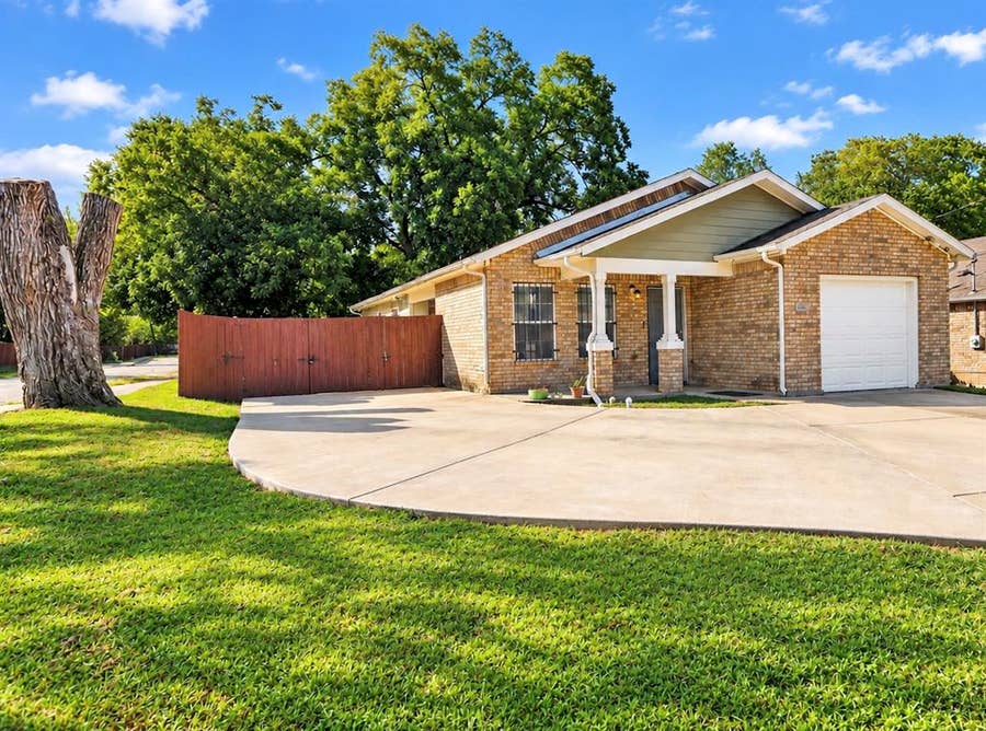 Property photo for 2603 Custer Drive, Dallas, TX