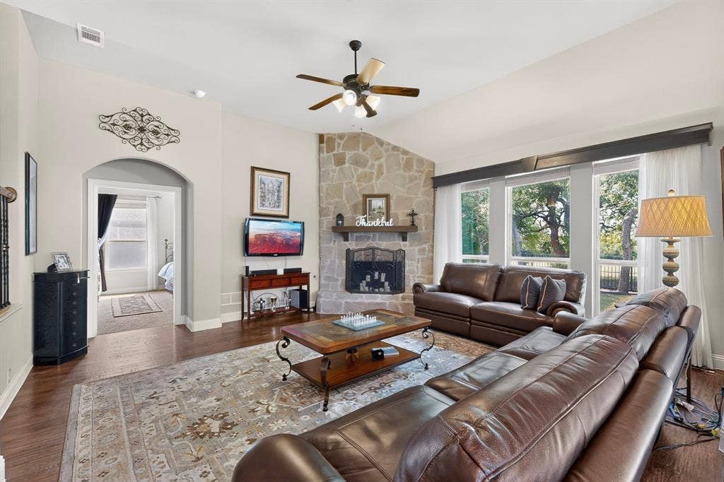 4177 Stonebriar Trail, Mansfield, TX 76063