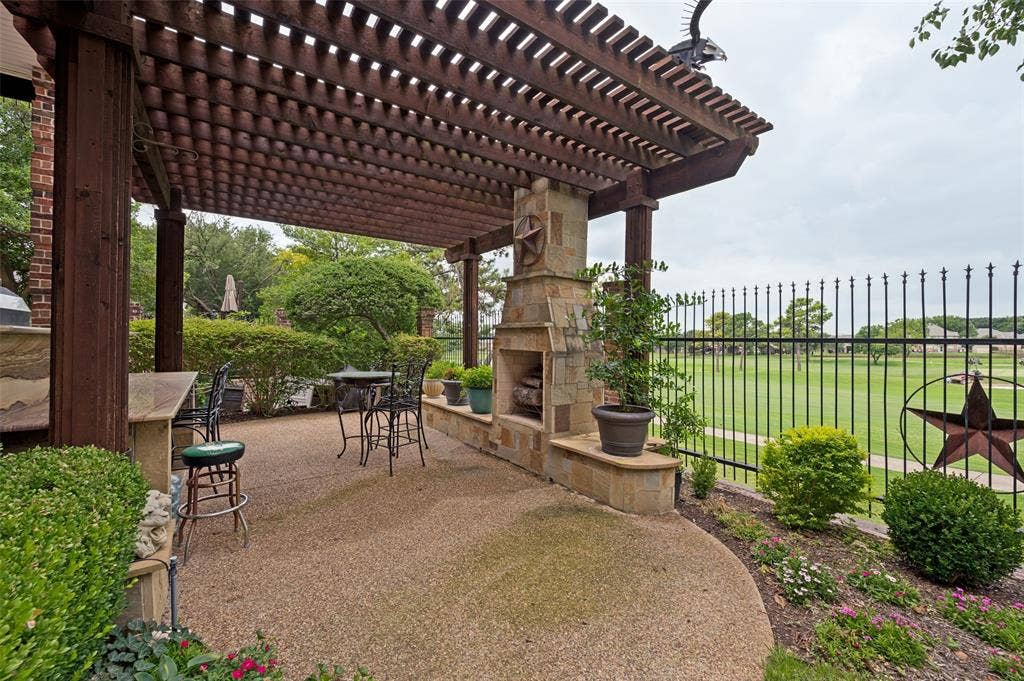 1634 Oak Ridge Drive, Corinth, TX 76210 1634 Oak Ridge Drive, Corinth, TX 76210