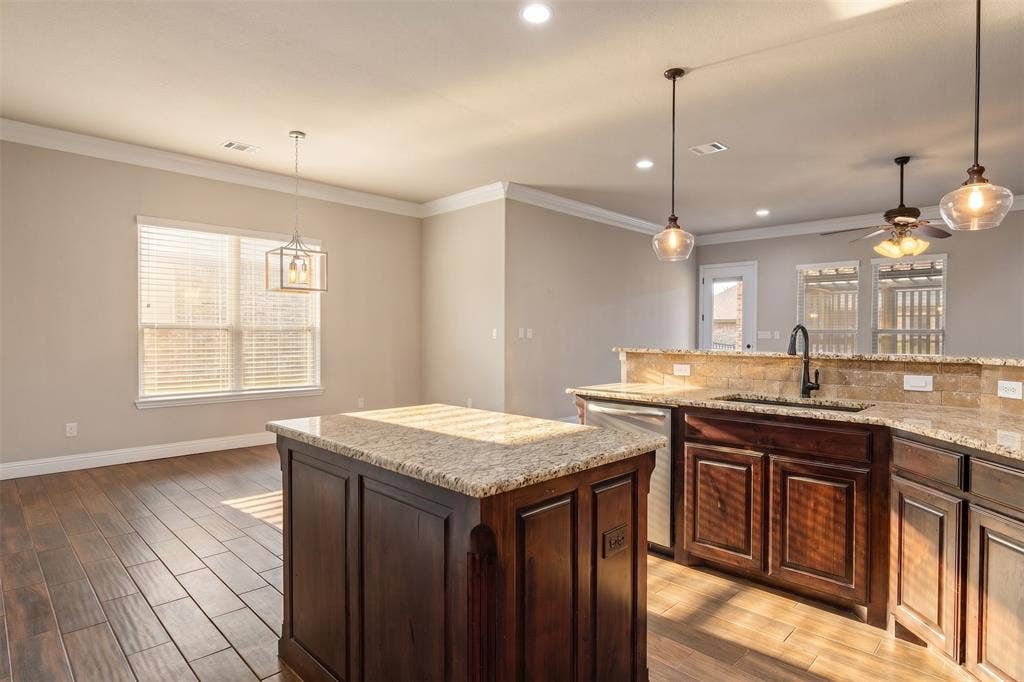 2038 Clive Drive, Granbury, TX 76048 2038 Clive Drive, Granbury, TX 76048