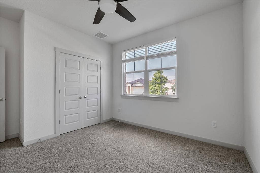 10633 DEFENDER Trail, Austin, TX 78754 10633 DEFENDER Trail, Austin, TX 78754
