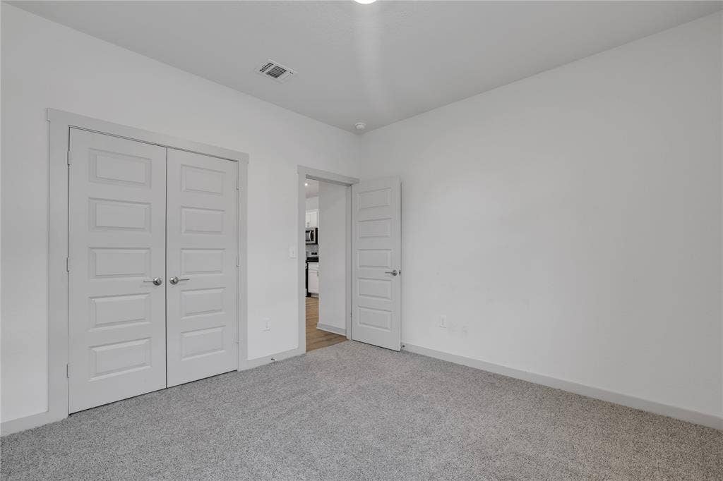 10633 DEFENDER Trail, Austin, TX 78754 10633 DEFENDER Trail, Austin, TX 78754