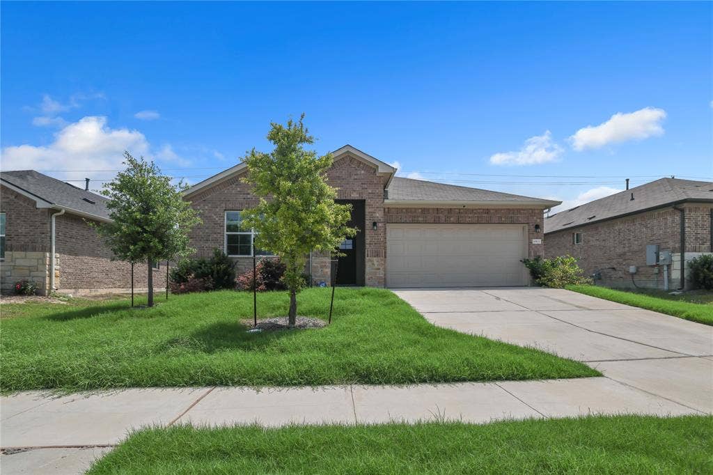 10633 DEFENDER Trail, Austin, TX 78754 10633 DEFENDER Trail, Austin, TX 78754