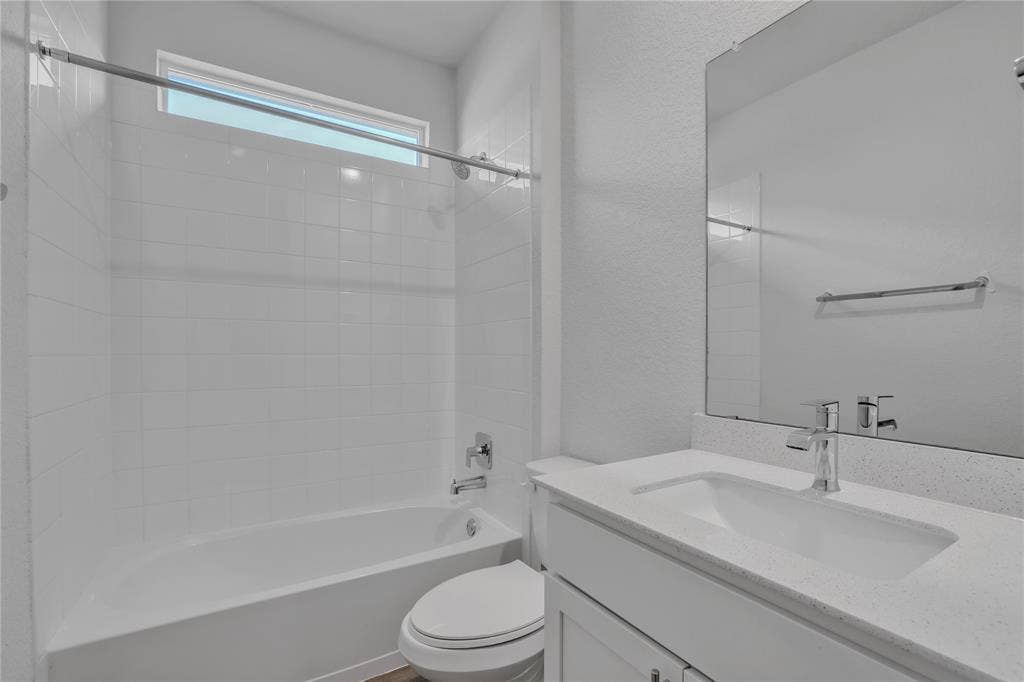 10633 DEFENDER Trail, Austin, TX 78754 10633 DEFENDER Trail, Austin, TX 78754