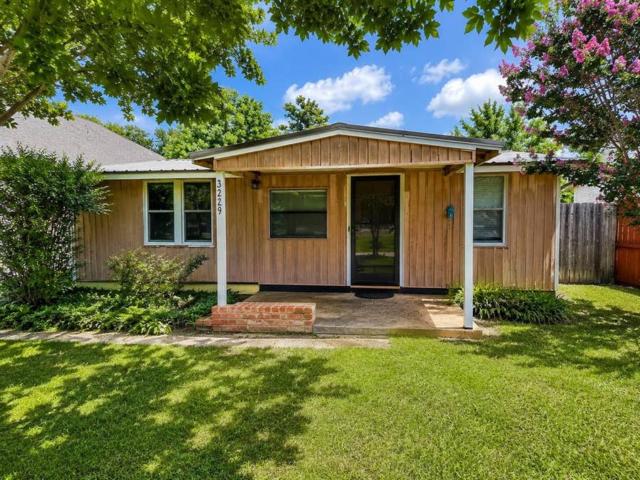 Property photo for 3229 Hiawatha Trail, Lake Worth, TX