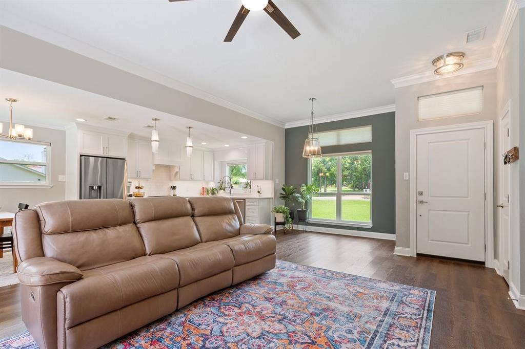 740 Castleman Creek Road, Hewitt, TX 76643 740 Castleman Creek Road, Hewitt, TX 76643