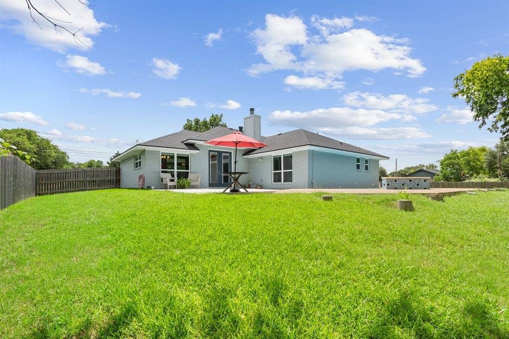 740 Castleman Creek Road, Hewitt, TX 76643 740 Castleman Creek Road, Hewitt, TX 76643