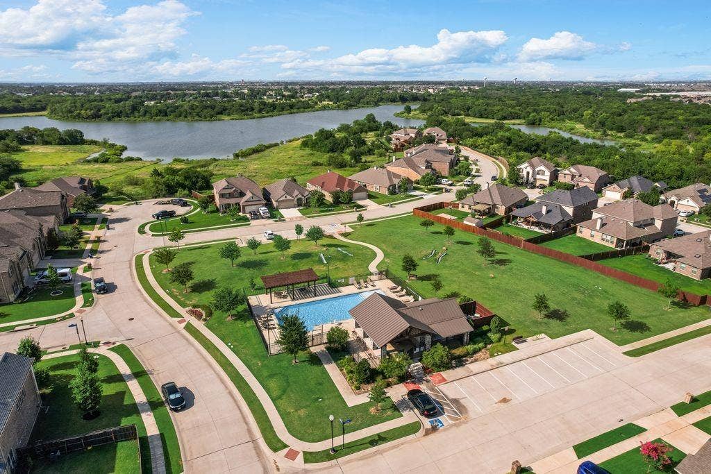 4720 River Edge Place, Frisco, TX 75036 4720 River Edge Place, Frisco, TX 75036