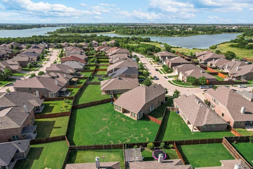 4720 River Edge Place, Frisco, TX 75036 4720 River Edge Place, Frisco, TX 75036