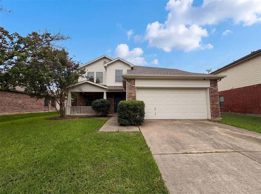 Property photo for 2014 Tanur Cascade Drive, Anna, TX