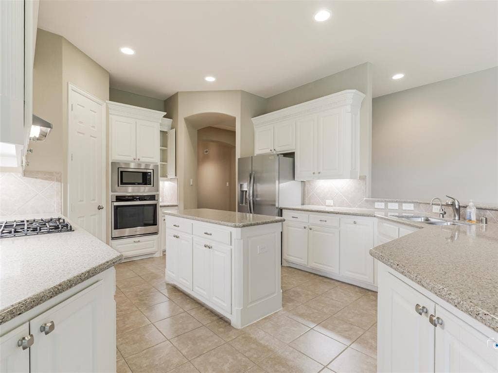 805 Barton Springs Drive, Fairview, TX 75069 805 Barton Springs Drive, Fairview, TX 75069