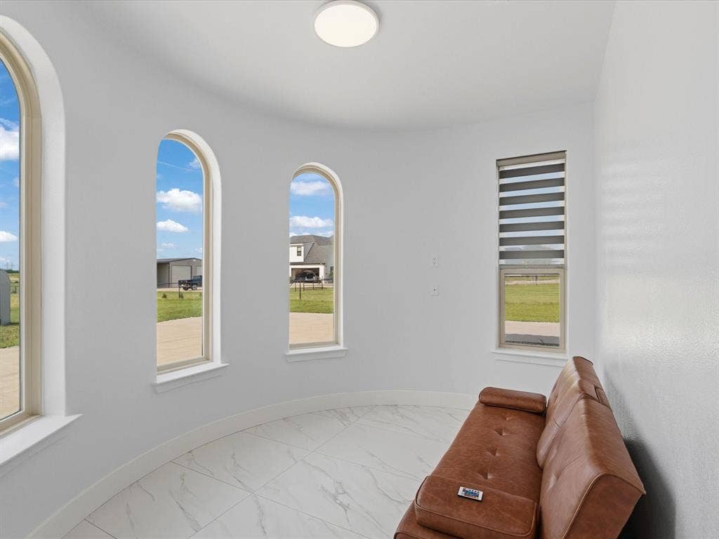 4450 E Masch Branch Road, Krum, TX 76249