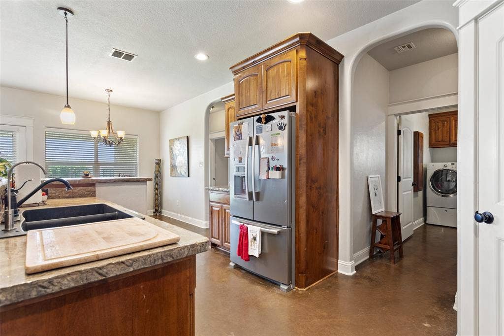 1505 Lucy Circle, Lindale, TX 75771 1505 Lucy Circle, Lindale, TX 75771