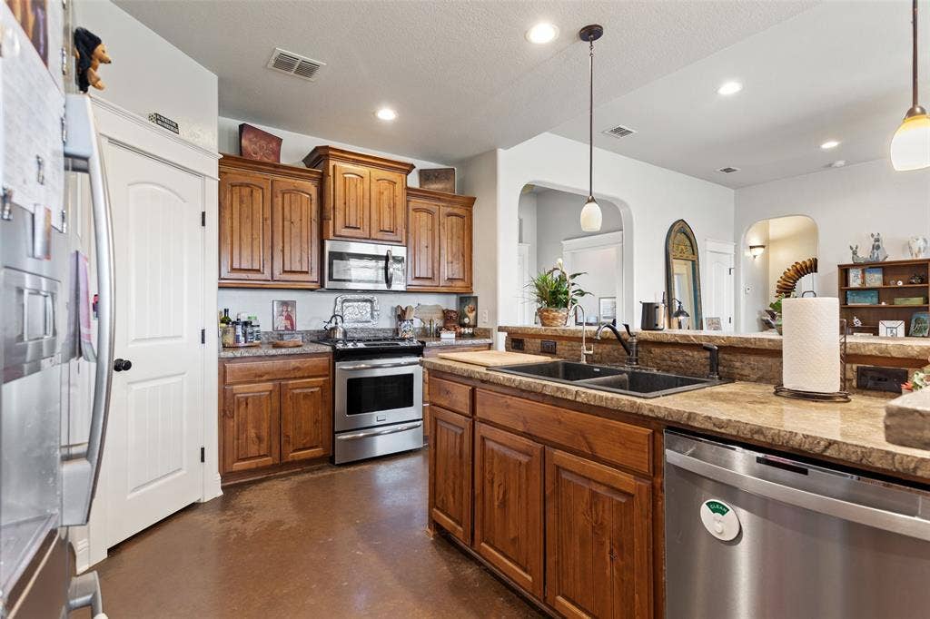 1505 Lucy Circle, Lindale, TX 75771 1505 Lucy Circle, Lindale, TX 75771