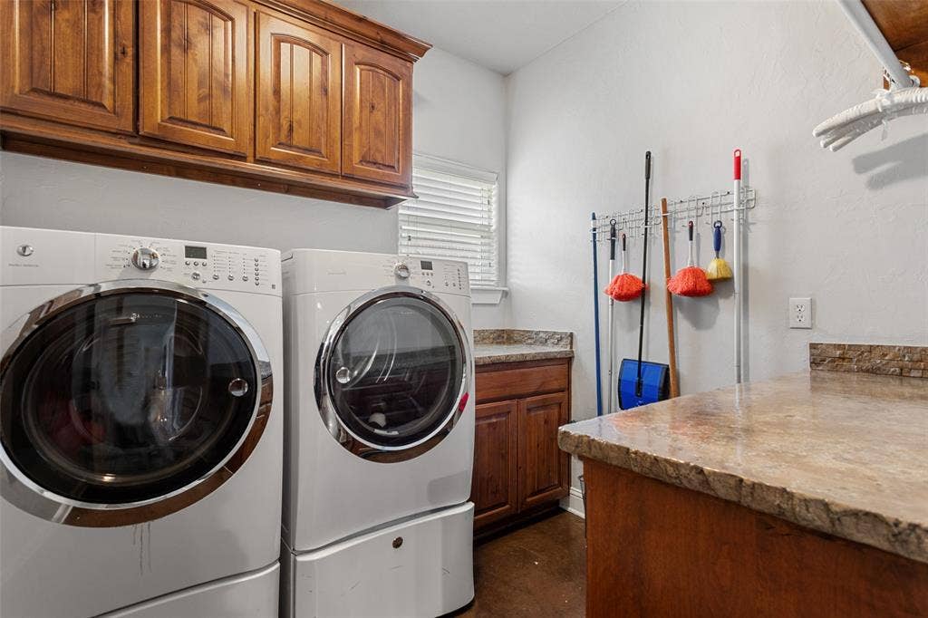 1505 Lucy Circle, Lindale, TX 75771 1505 Lucy Circle, Lindale, TX 75771
