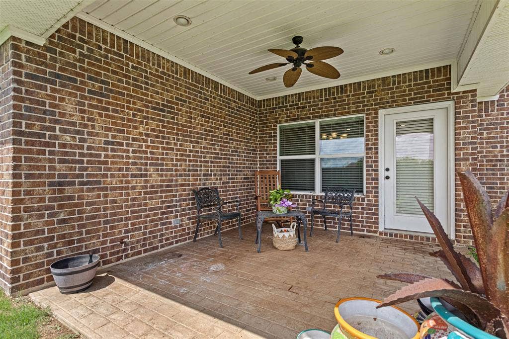 1505 Lucy Circle, Lindale, TX 75771 1505 Lucy Circle, Lindale, TX 75771