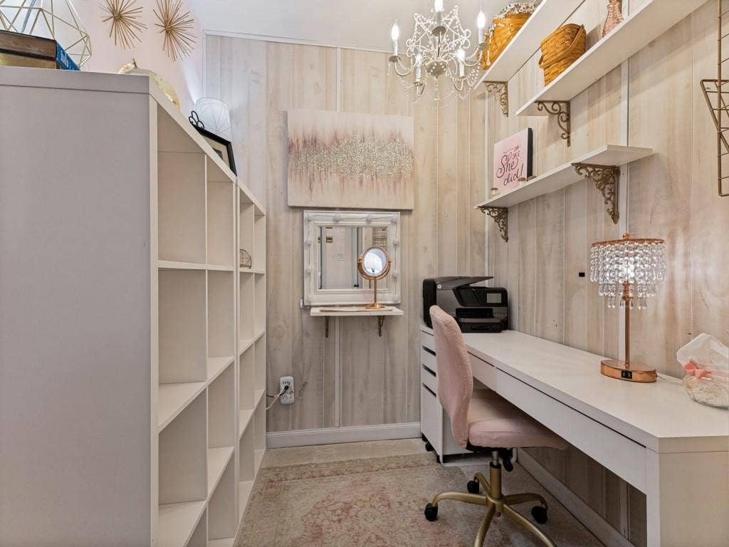 4909 Prairie Creek Trail, Fort Worth, TX 76179 Lady Cave