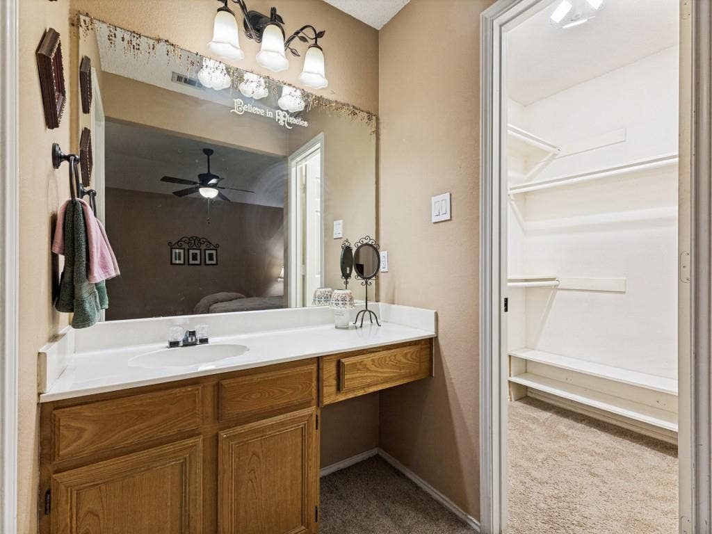 4909 Prairie Creek Trail, Fort Worth, TX 76179 4909 Prairie Creek Trail, Fort Worth, TX 76179