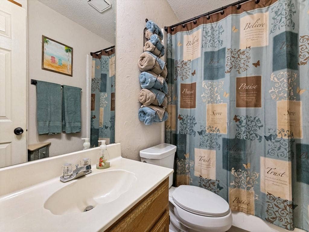 4909 Prairie Creek Trail, Fort Worth, TX 76179 4909 Prairie Creek Trail, Fort Worth, TX 76179