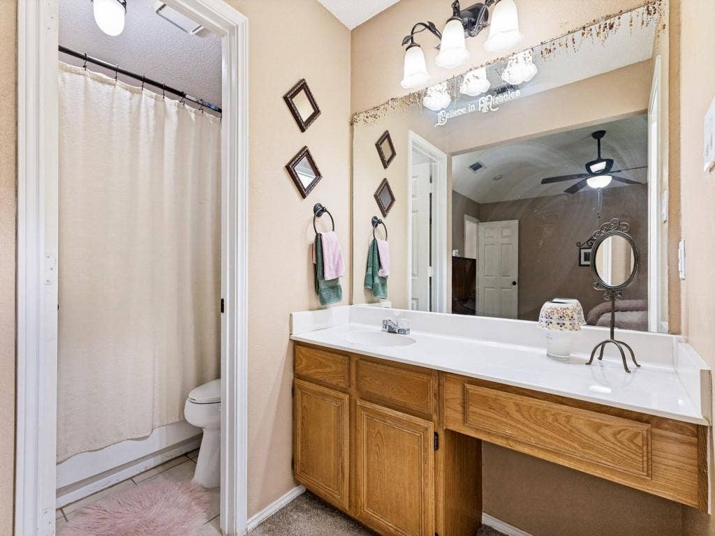 4909 Prairie Creek Trail, Fort Worth, TX 76179 4909 Prairie Creek Trail, Fort Worth, TX 76179