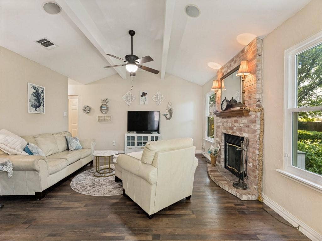 4909 Prairie Creek Trail, Fort Worth, TX 76179 4909 Prairie Creek Trail, Fort Worth, TX 76179