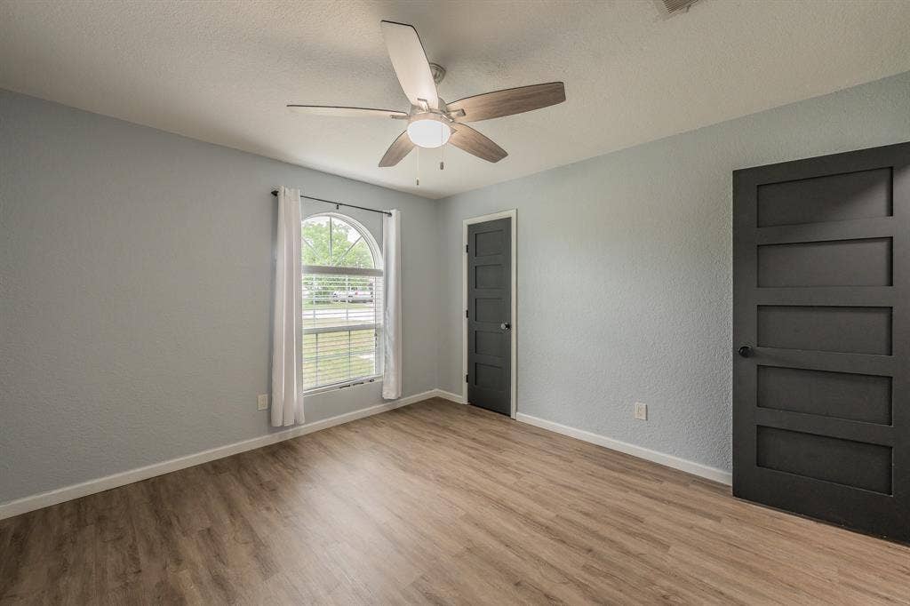 5612 Macgregor Drive, Haltom City, TX 76148 5612 Macgregor Drive, Haltom City, TX 76148
