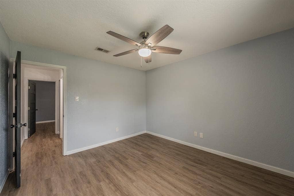 5612 Macgregor Drive, Haltom City, TX 76148 5612 Macgregor Drive, Haltom City, TX 76148