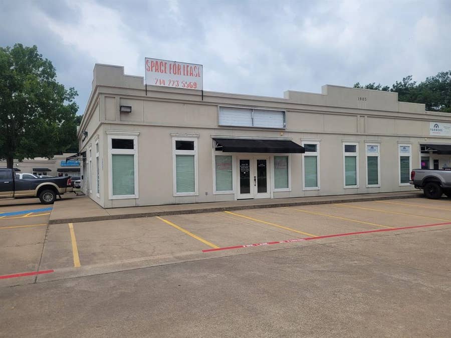 Property photo for 1905 W Ennis Avenue, #301, Ennis, TX